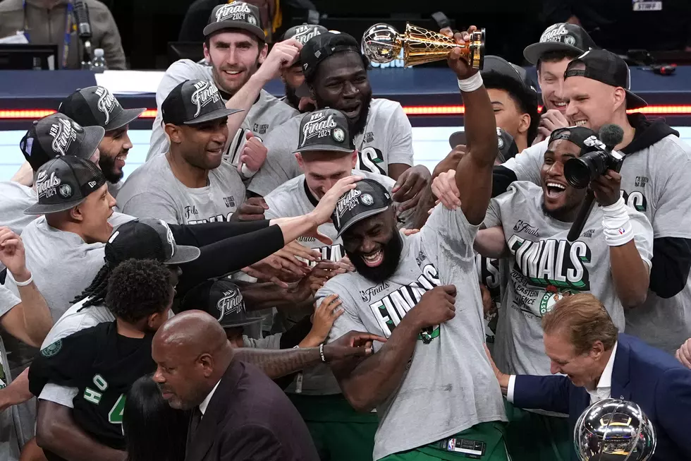 New York, Cheer for the Boston Celtics and I’ll Back Your New York Rangers